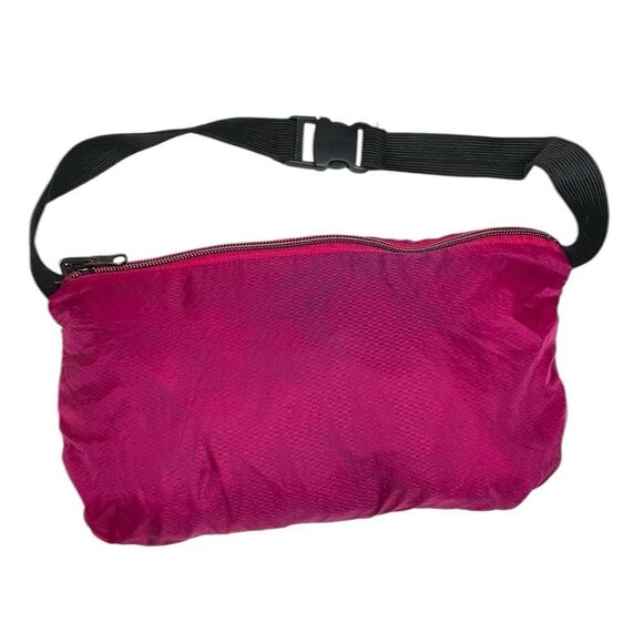 Saks Fifth Avenue Windbreaker Jacket with Hidden Hood and Travel Pouch - Picture 11 of 13